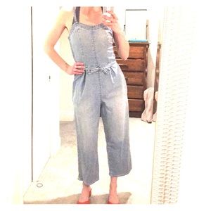 Anthropologie Denim jumpsuit Size 6